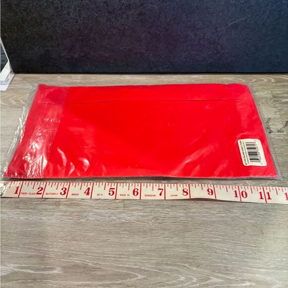 Disney’s 101 Dalmatians set: greeting card
book plastic puppy 2 buttons 1 pin - Picture 3 of 7